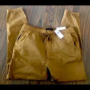 Men’s Medium M Tall joggers American Eagle NWT